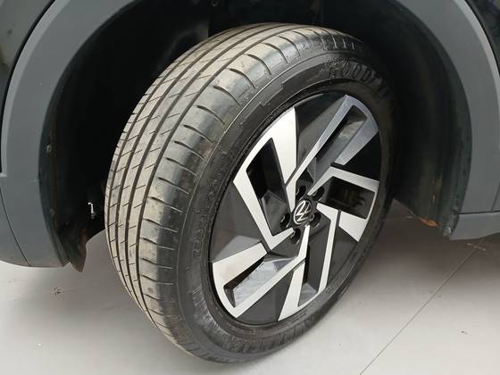 VOLKSWAGEN T-CROSS 1.0 200 TSI TOTAL FLEX COMFORTLINE AUTOMÁTICO
